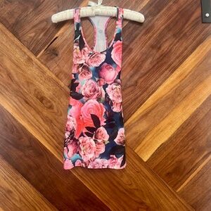 Lululemon Floral Racerback Rose Pink/Red Tank Top |Stretch Athletic| EUC, Sz.4/6